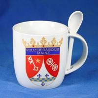 Tasse mit Dekor 2480